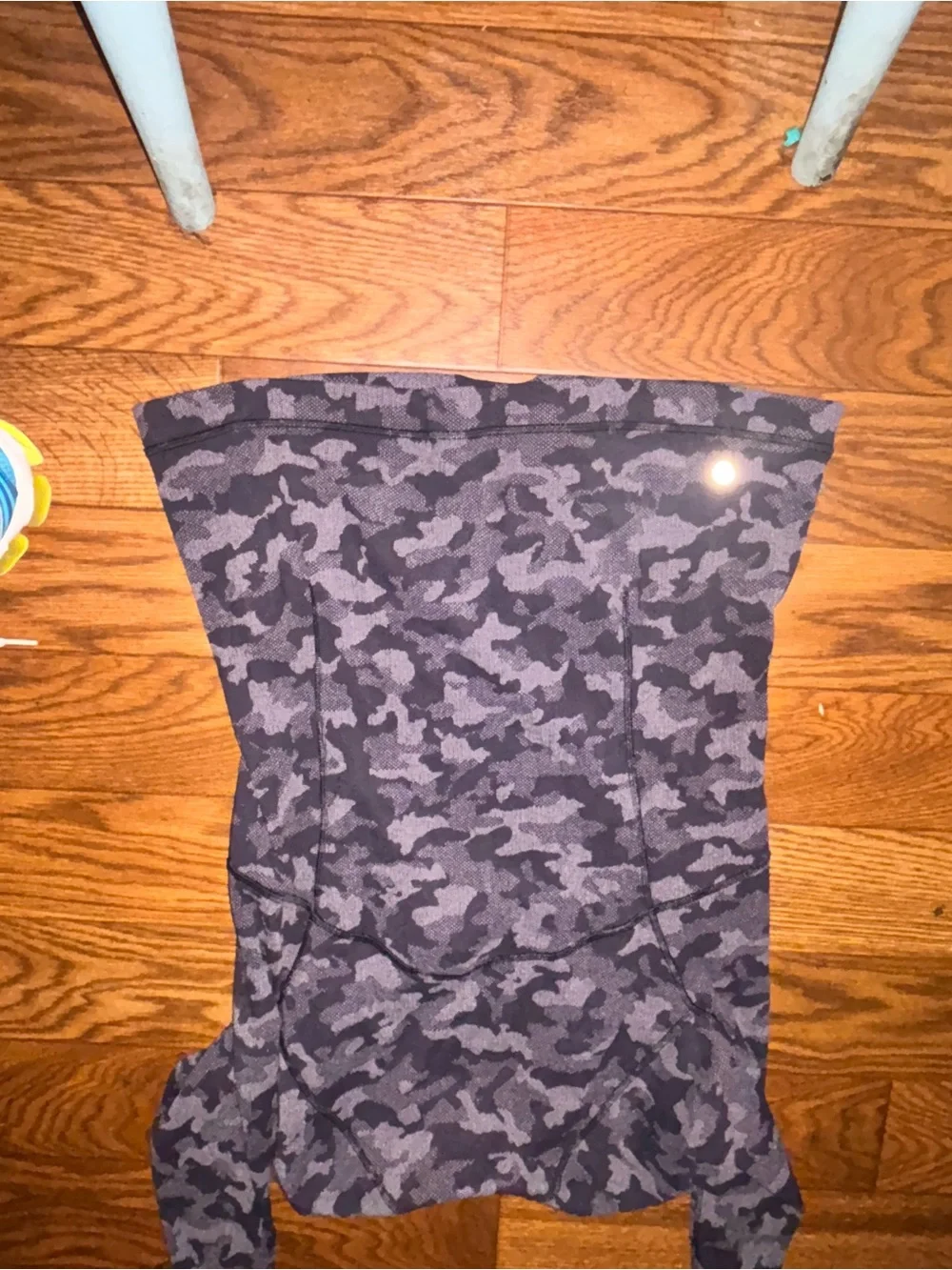 Lululemon Camo Top Sweatshirt Women’s Size 10